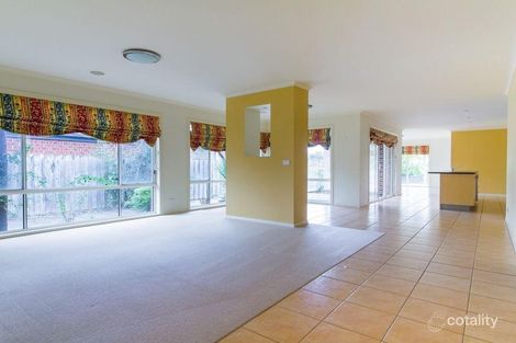 Property photo of 6 Jamie Court Pakenham VIC 3810