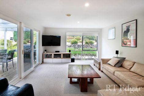 Property photo of 5 Wyralla Crescent Gisborne VIC 3437