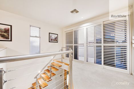 Property photo of 10 Crompton Drive St Clair SA 5011