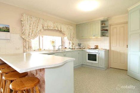 Property photo of 2 Georgina Court Spring Gully VIC 3550