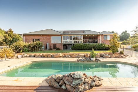 Property photo of 8 Vallencia Drive Jeir NSW 2582