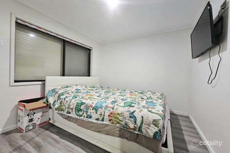 Property photo of 4 Ruby Court Meadow Heights VIC 3048