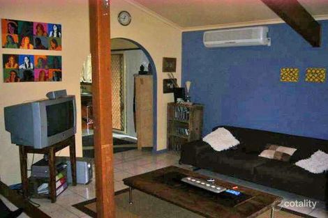 Property photo of 17 Chaplin Crescent Quakers Hill NSW 2763