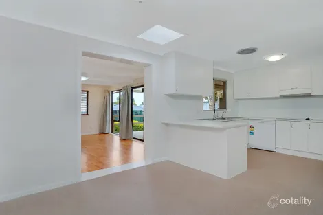 Property photo of 16 Eyre Crescent Valley View SA 5093