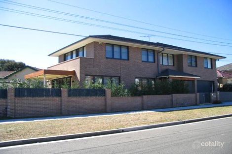 Property photo of 2 Brisbane Street Chifley NSW 2036
