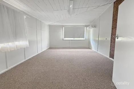 Property photo of 2/25 Fitzroy Street Narrabri NSW 2390