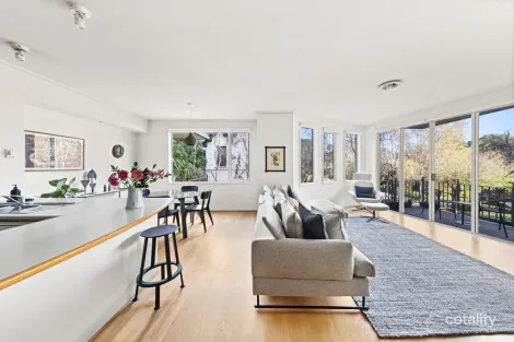 109/23-25 Queens Rd, Melbourne, VIC 3004