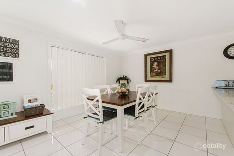 Property photo of 16 Keelson Crescent Hope Island QLD 4212