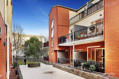 18/8 Mawbey St, Kensington, VIC 3031