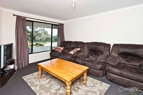 Property photo of 30 Geographe Loop Ellenbrook WA 6069