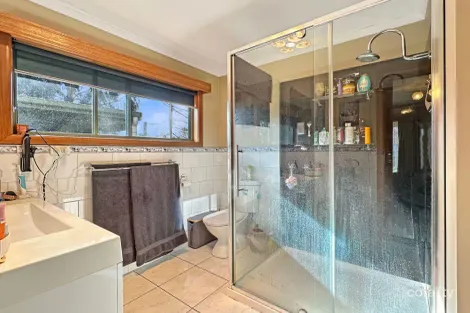 Property photo of 35 Powlett Street Carisbrook VIC 3464