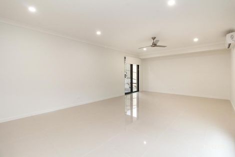 Property photo of 58 Pepper Tree Drive Holmview QLD 4207