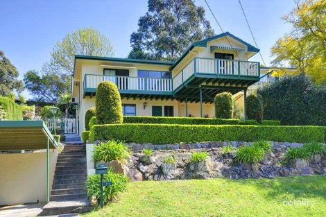 11 Chakola Ave, Hornsby Heights, NSW 2077