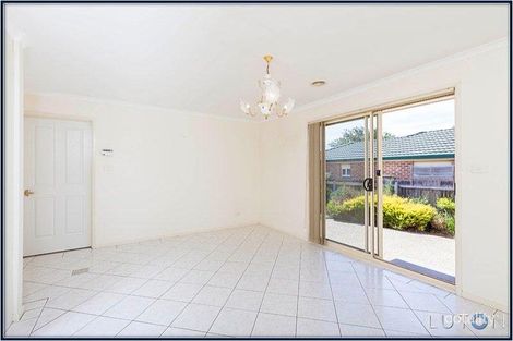 Property photo of 37 Evelyn Owen Crescent Dunlop ACT 2615
