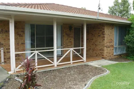 8 Rachael St, Point Vernon, QLD 4655