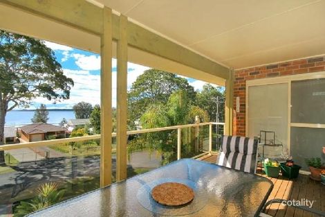 Property photo of 7 Bambury Avenue Summerland Point NSW 2259