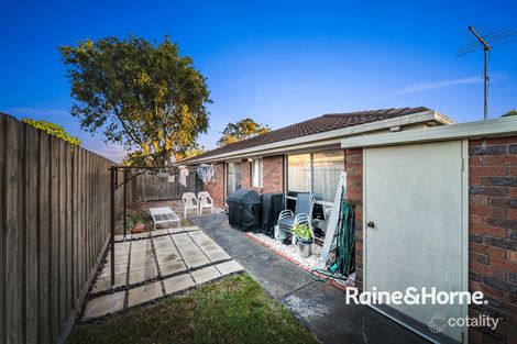 Property photo of 6/7-9 Tucker Street Cranbourne VIC 3977