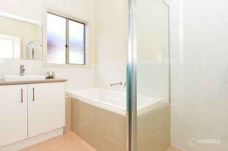 Property photo of 29 Hagen Crescent Hackham West SA 5163