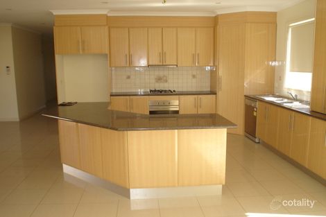 Property photo of 14 Narrabeen Street Taylors Hill VIC 3037