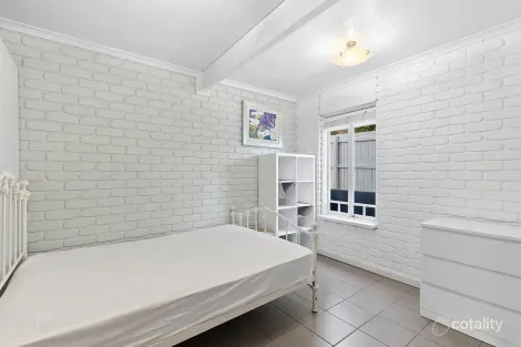 Property photo of 71 Eugaree Street Southport QLD 4215