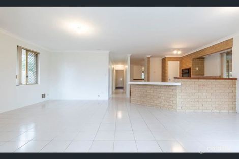 Property photo of 4 Addlewell Glen Kiara WA 6054