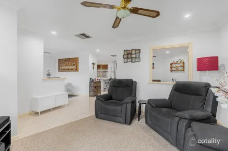 Property photo of 8/12 Deschamp Road Morley WA 6062
