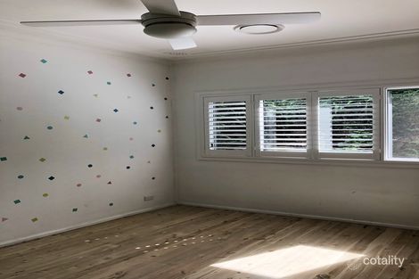 Property photo of 33 Headlam Parade Springfield NSW 2250