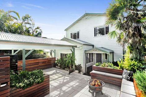 Property photo of 55 Gardere Avenue Curl Curl NSW 2096