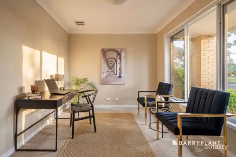 Property photo of 23 Hazelton Drive Doreen VIC 3754