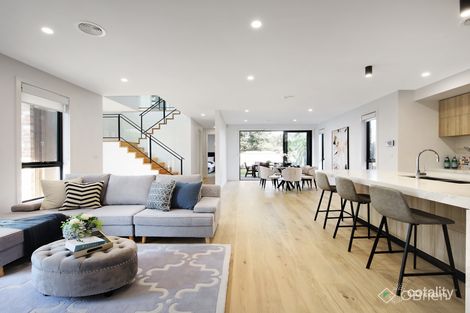 Property photo of 2/28 Guest Road Oakleigh South VIC 3167