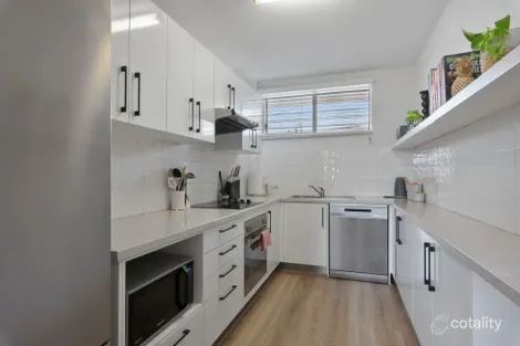 Property photo of 2/27 Brassey Street Ascot QLD 4007