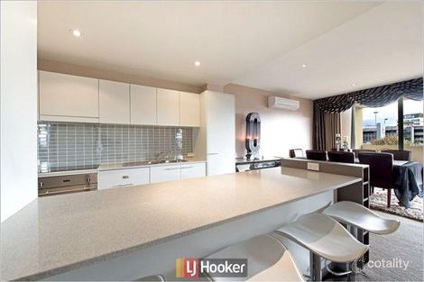 12/98 Corinna St, Phillip, ACT 2606