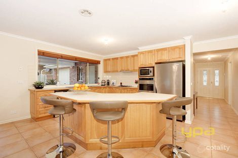 Property photo of 18 Riversdale Drive Werribee VIC 3030