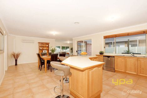 Property photo of 18 Riversdale Drive Werribee VIC 3030