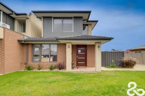 2/13 Wembley Rd, Fawkner, VIC 3060
