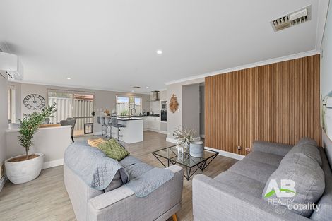 Property photo of 2 Malup Place Sinagra WA 6065