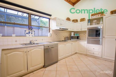 Property photo of 2 Joanna Place Mount Gambier SA 5290