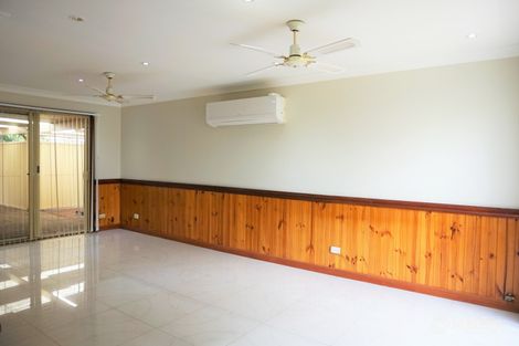 Property photo of 19 Peacock Way Currans Hill NSW 2567