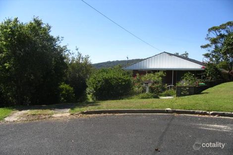 16 Sierra Cres, East Gosford, NSW 2250