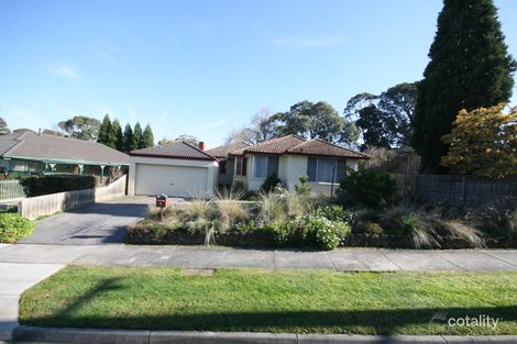 8 Norfolk Ave, Wantirna South, VIC 3152