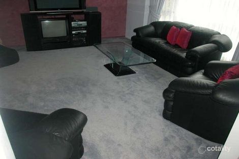 Property photo of 4 Landon Place Carrum Downs VIC 3201