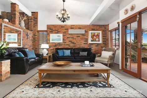 Property photo of 18 Shauna Crescent Mount Keira NSW 2500