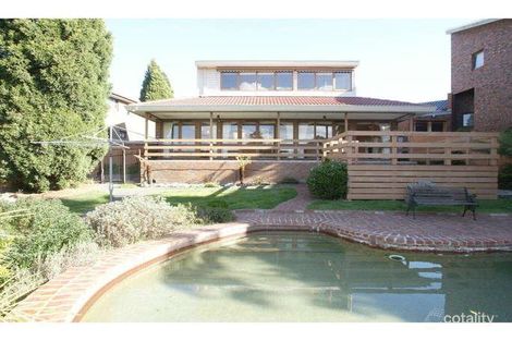 69 Grandview Rd, Wheelers Hill, VIC 3150