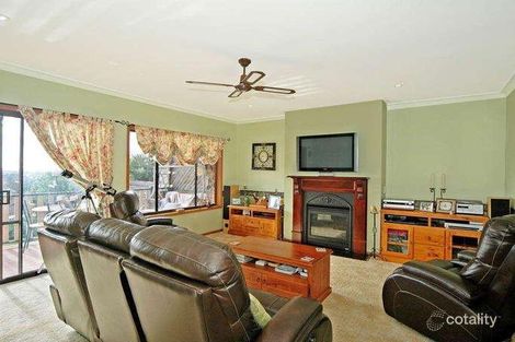 Property photo of 13 Scenic Crescent Albion Park NSW 2527