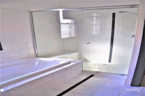 Property photo of 325 Mount Street East Albury NSW 2640