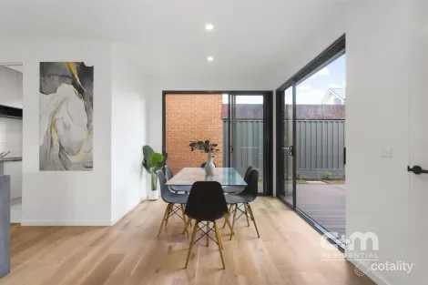 Property photo of 1B Bradley Street Pascoe Vale VIC 3044