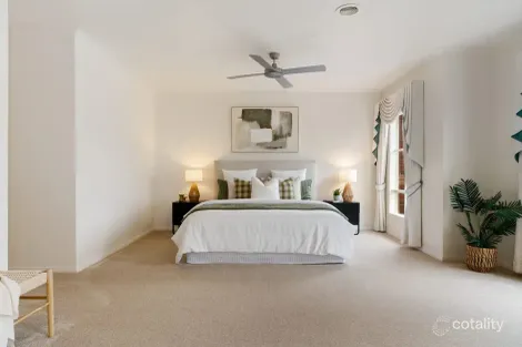 Property photo of 2 Eve Close Skye VIC 3977