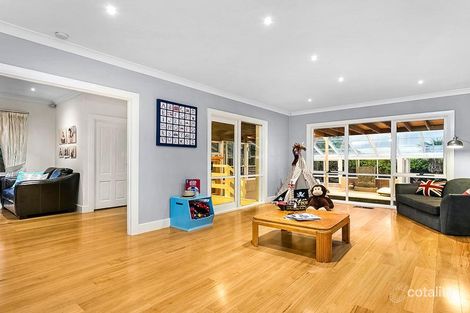 Property photo of 25 Oliver Road Templestowe VIC 3106