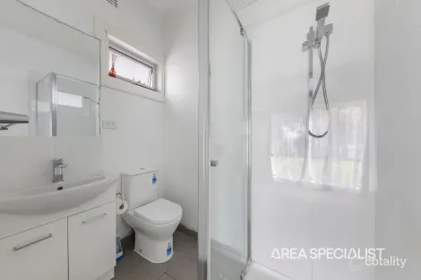 Property photo of 71 Lampard Road Drouin VIC 3818