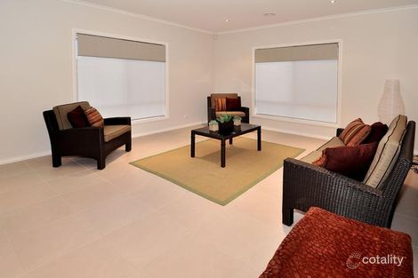 Property photo of 16 Ironbark Grove Burnside Heights VIC 3023